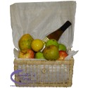 Cesta de Vinho e Frutas
