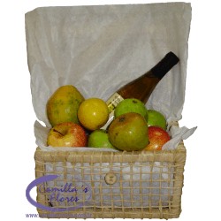 Cesta de Vinho e Frutas